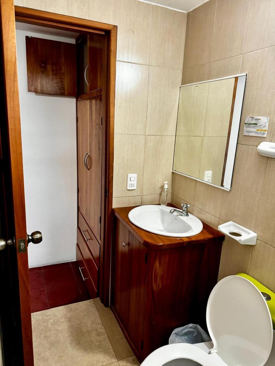 Hostal Muyuyo Puerto Ayora  Dış mekan fotoğraf