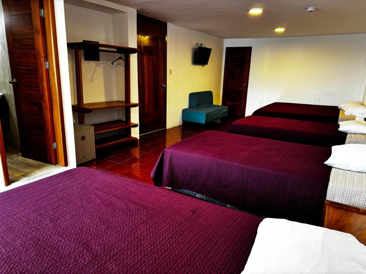 Hostal Muyuyo Puerto Ayora  Dış mekan fotoğraf