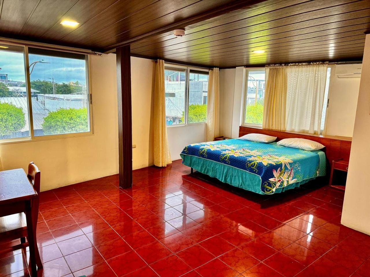Hostal Muyuyo Puerto Ayora  Dış mekan fotoğraf