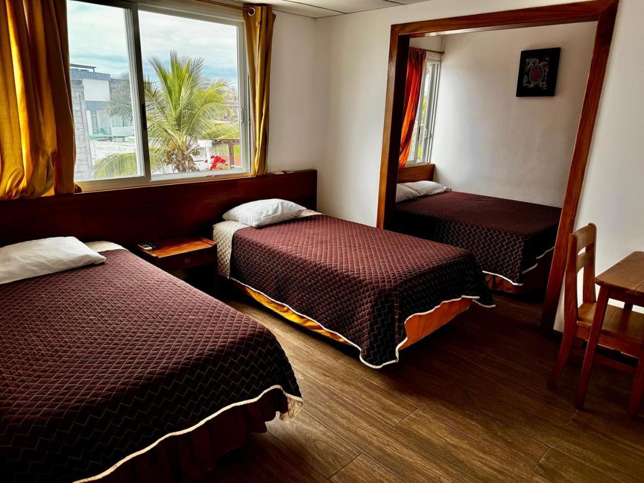 Hostal Muyuyo Puerto Ayora  Dış mekan fotoğraf