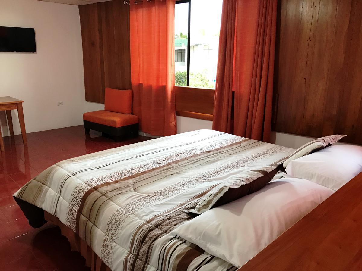 Hostal Muyuyo Puerto Ayora  Dış mekan fotoğraf